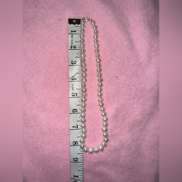 10mm PEARLS VINTAGE white Elegant 8-1/2 in Necklace solid 14kt yellow gold clasp - Picture 7 of 12